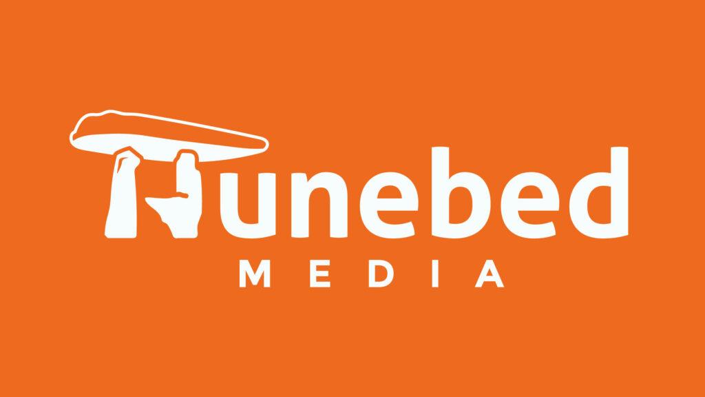 Logo van Hunebed media sponsor DAS